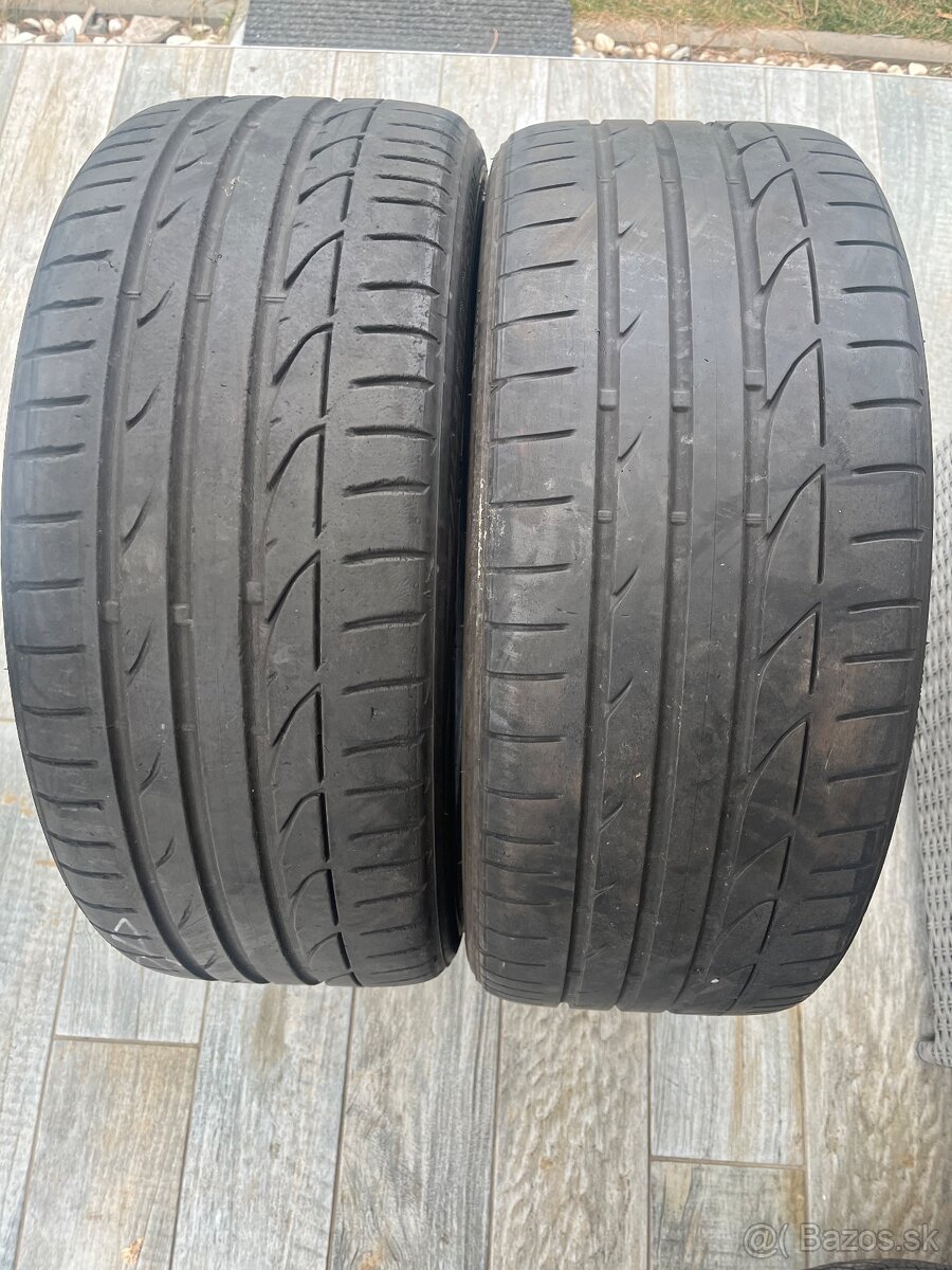 235/40 R19 Bridgestone letne pneu