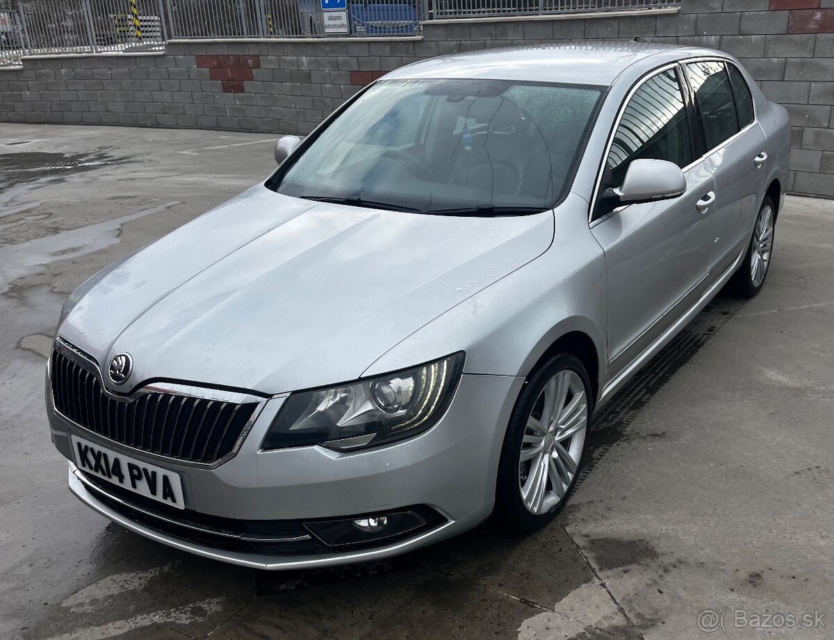 Rozpredam škoda superb 2 facelift 2.0Tdi 125kW dsg