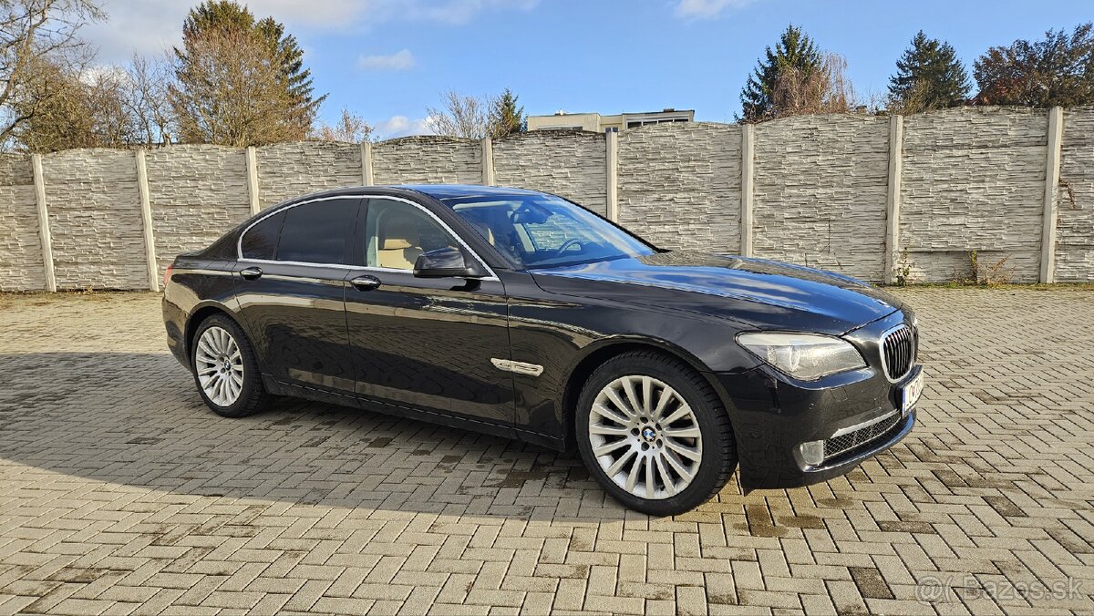 BMW 740d X DRIVE servis za 5000€