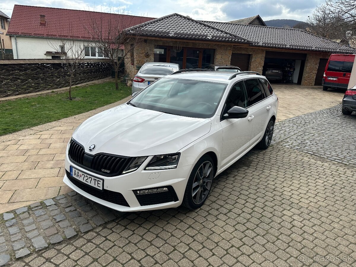 Škoda Octavia 3 RS lift 135kW DSG 2019 54tisíc KM Virtual