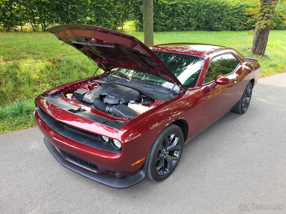 Dodge challenger blacktop