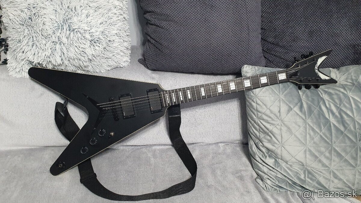 Dean V Stealth Black satin + gigbag na predaj