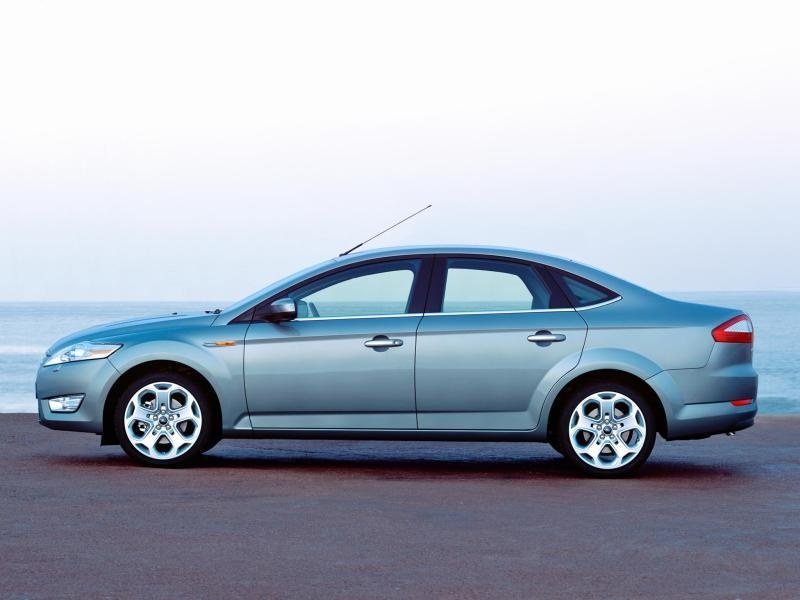 Ford Mondeo MK IV sedan