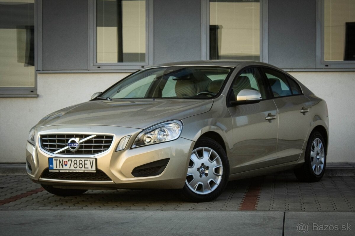 Volvo S60 D3 2,0d 120kw /AJ NA SPLÁTKY/