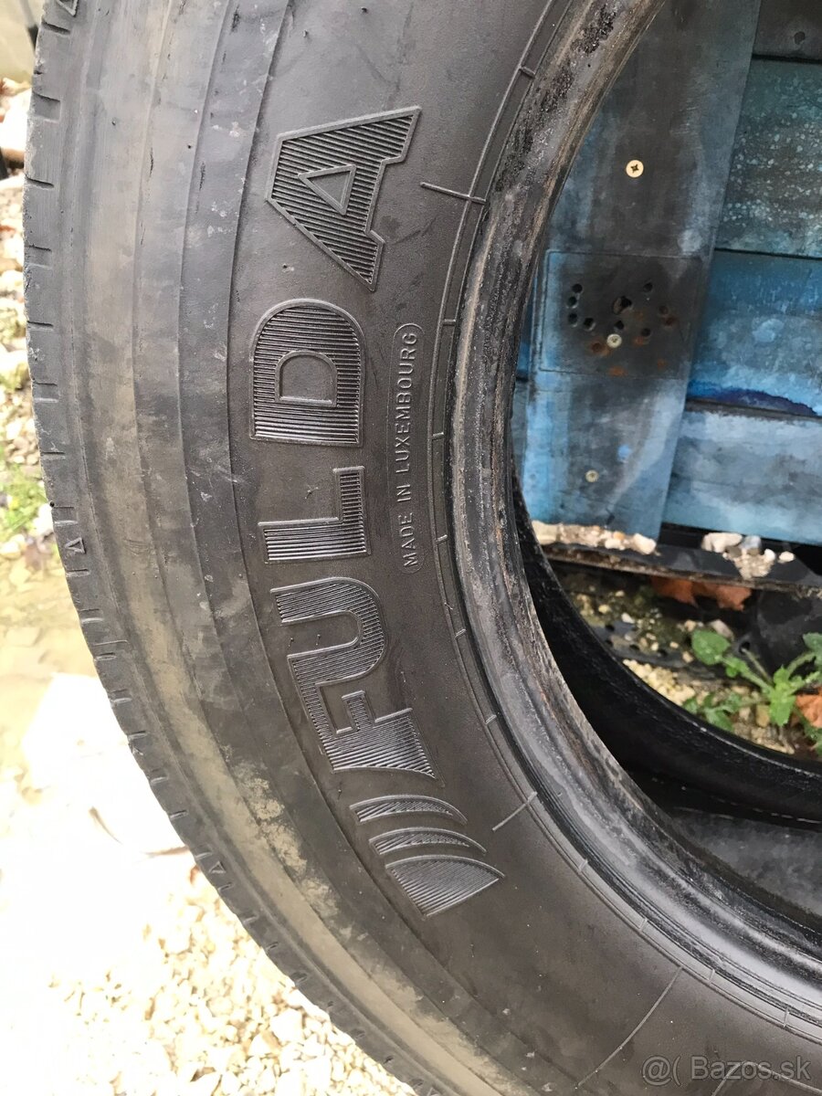 Predám pneumatiku Fulda 245/70r 19,5