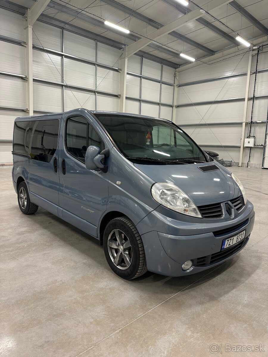 Renault Trafic 2.5DCI PASSENGER