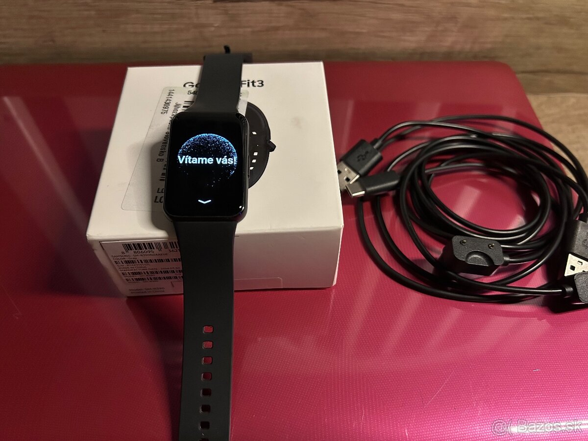 Samsung Galaxy fit3 v stave nových