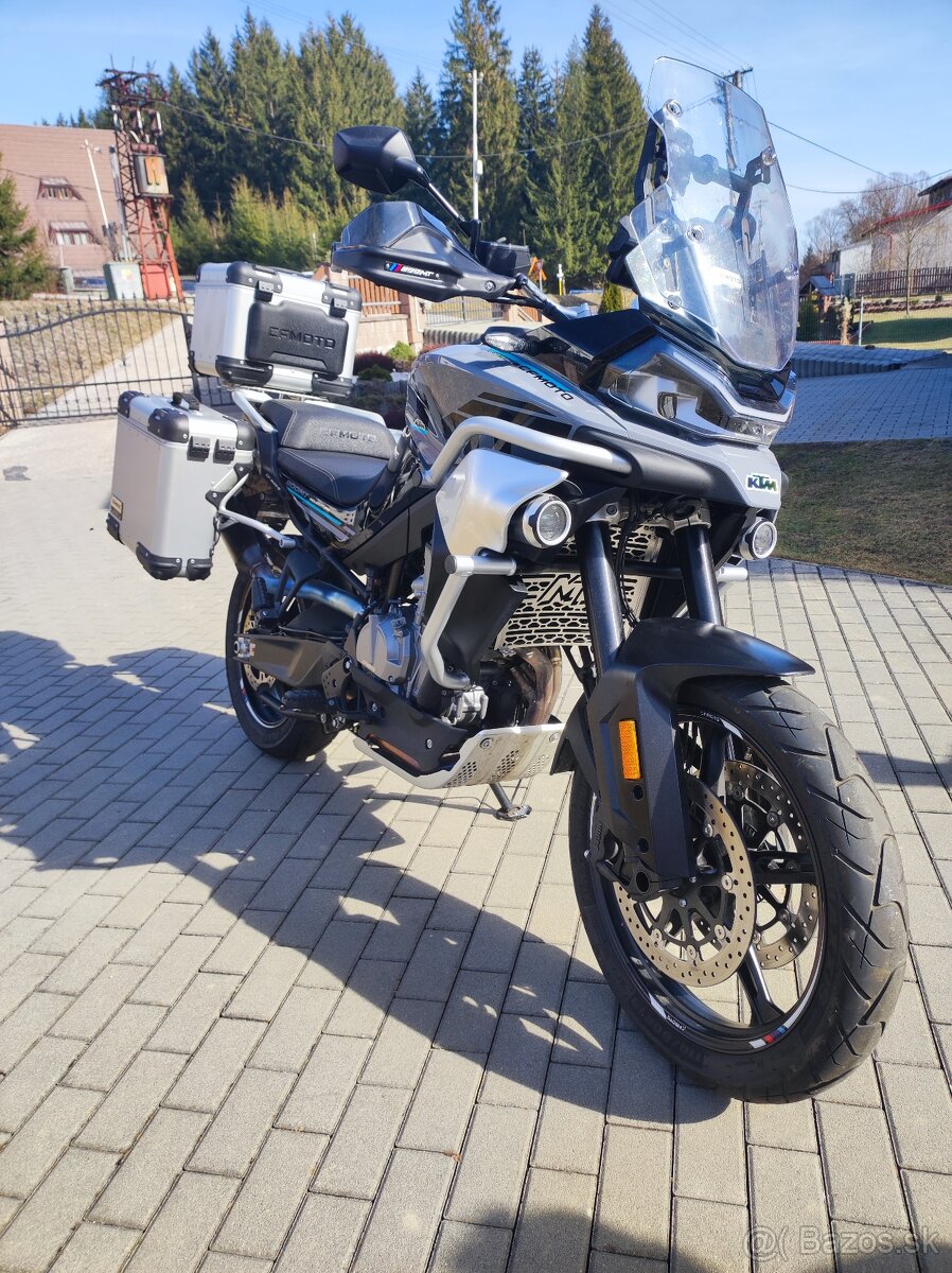 Cfmoto 800 mt sport