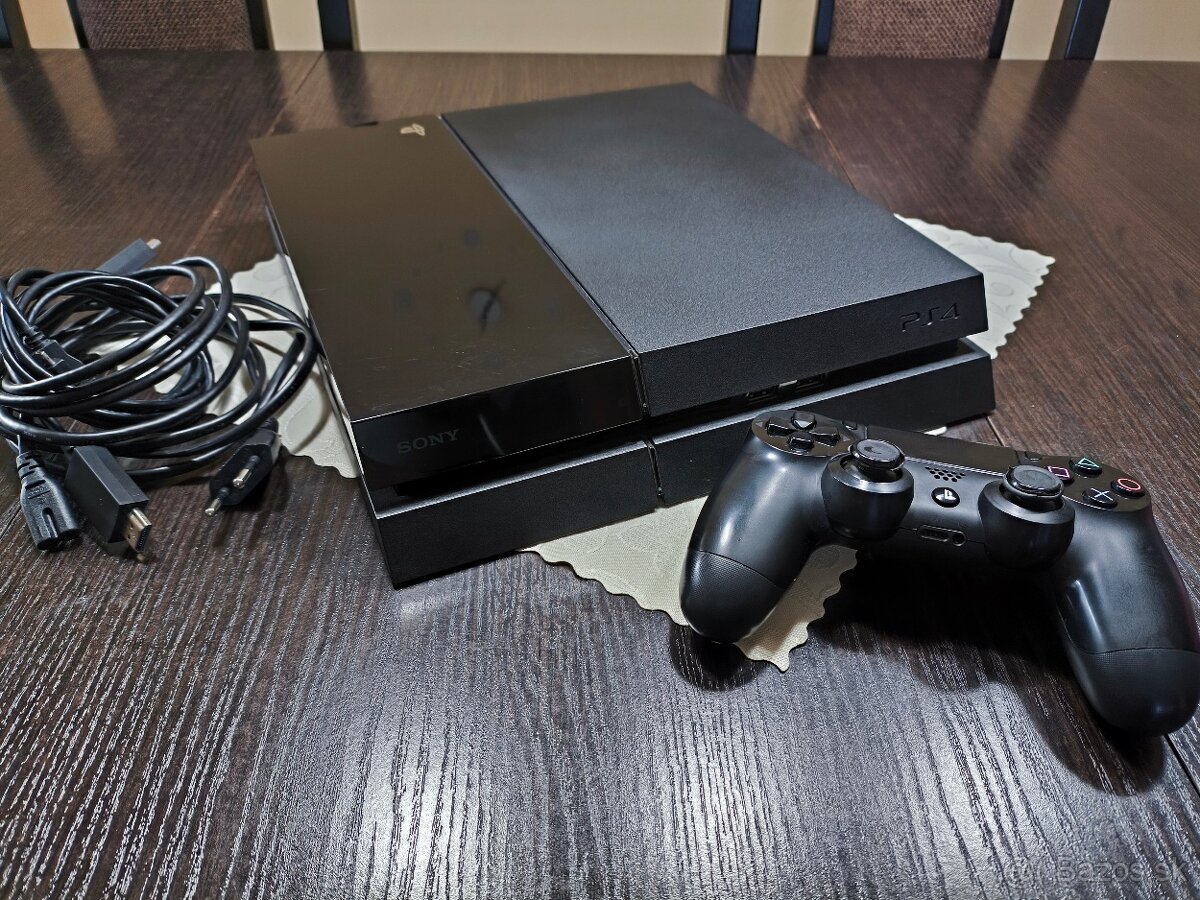 SONY PlayStation 4