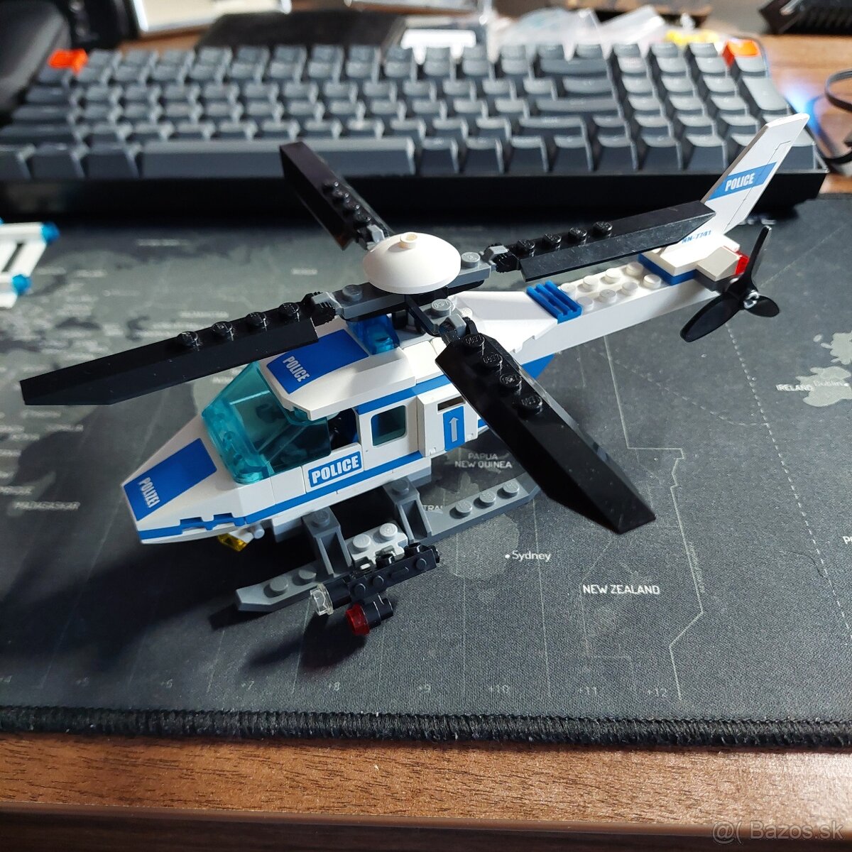 LEGO Policajný mix helikoptéra, auto a motorka