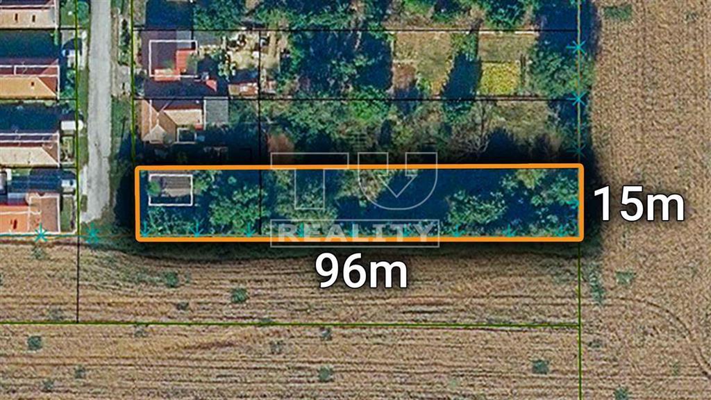 Na predaj pozemok so starým domom v obci Obsolovce - 1400m2