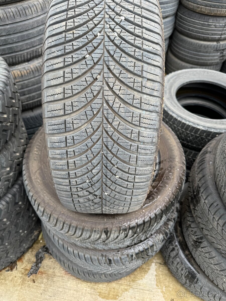 Goodyear 235/55 r17