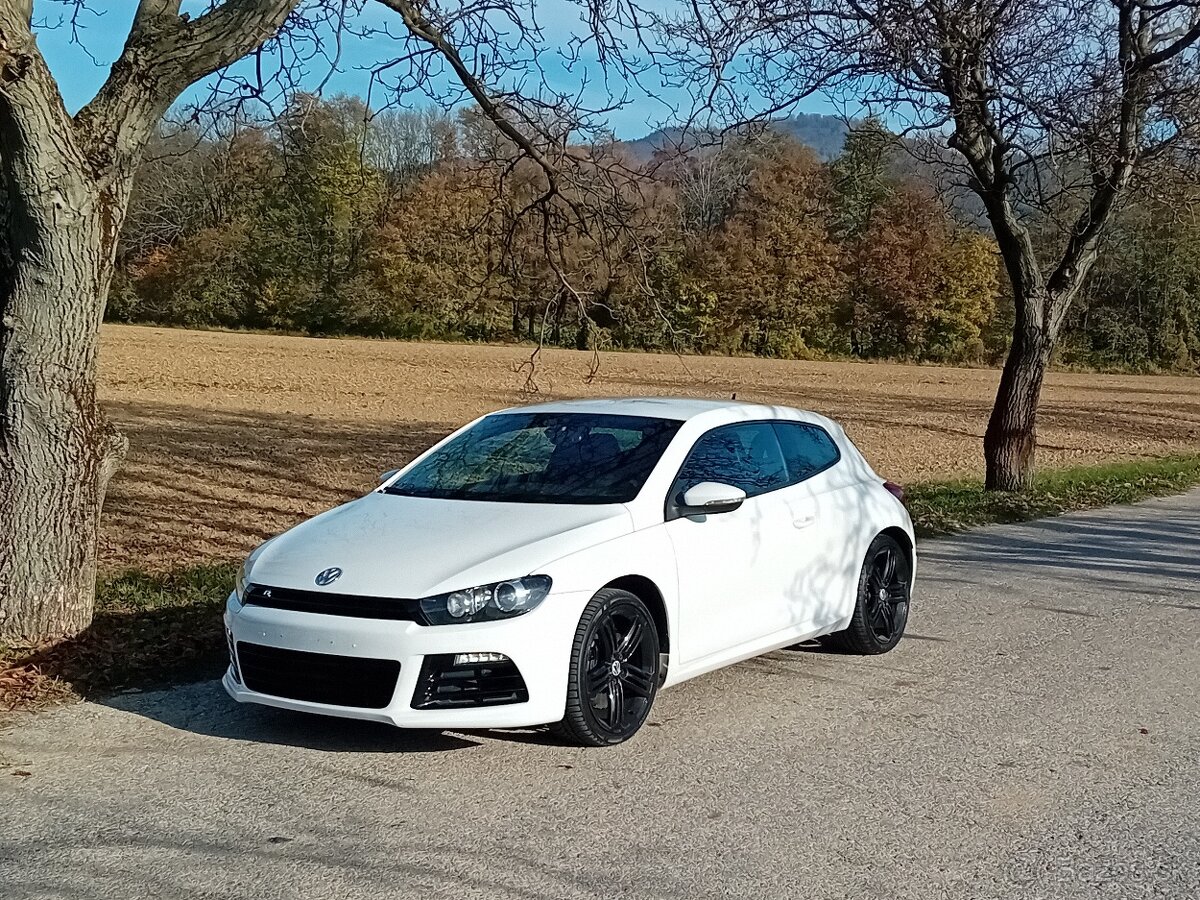 VW Scirocco R ,2.0Tsi,195kw,2011,manuál