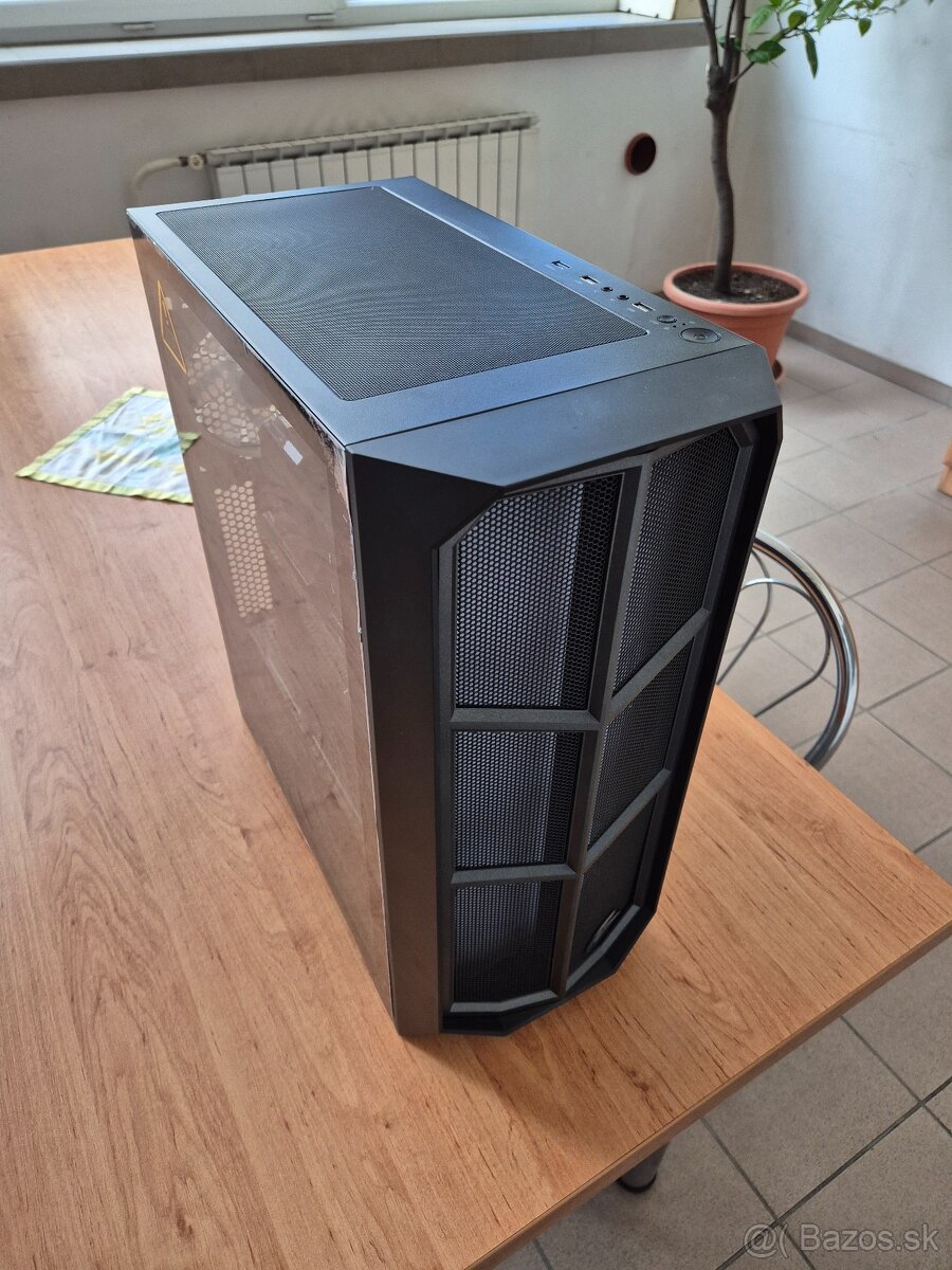 Predam PC skrinku EVOLVEO Functio 3