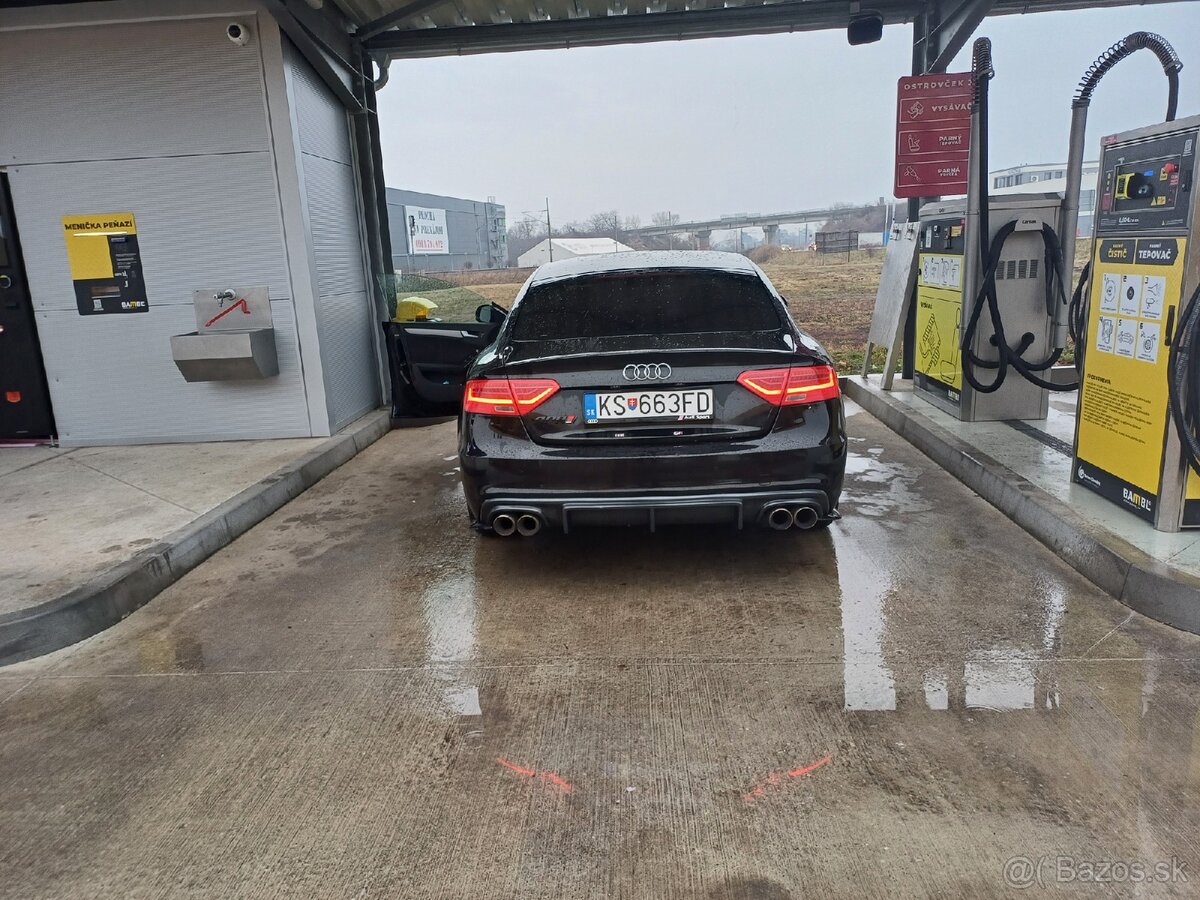 Audi a5 2.0 tdi 130kw