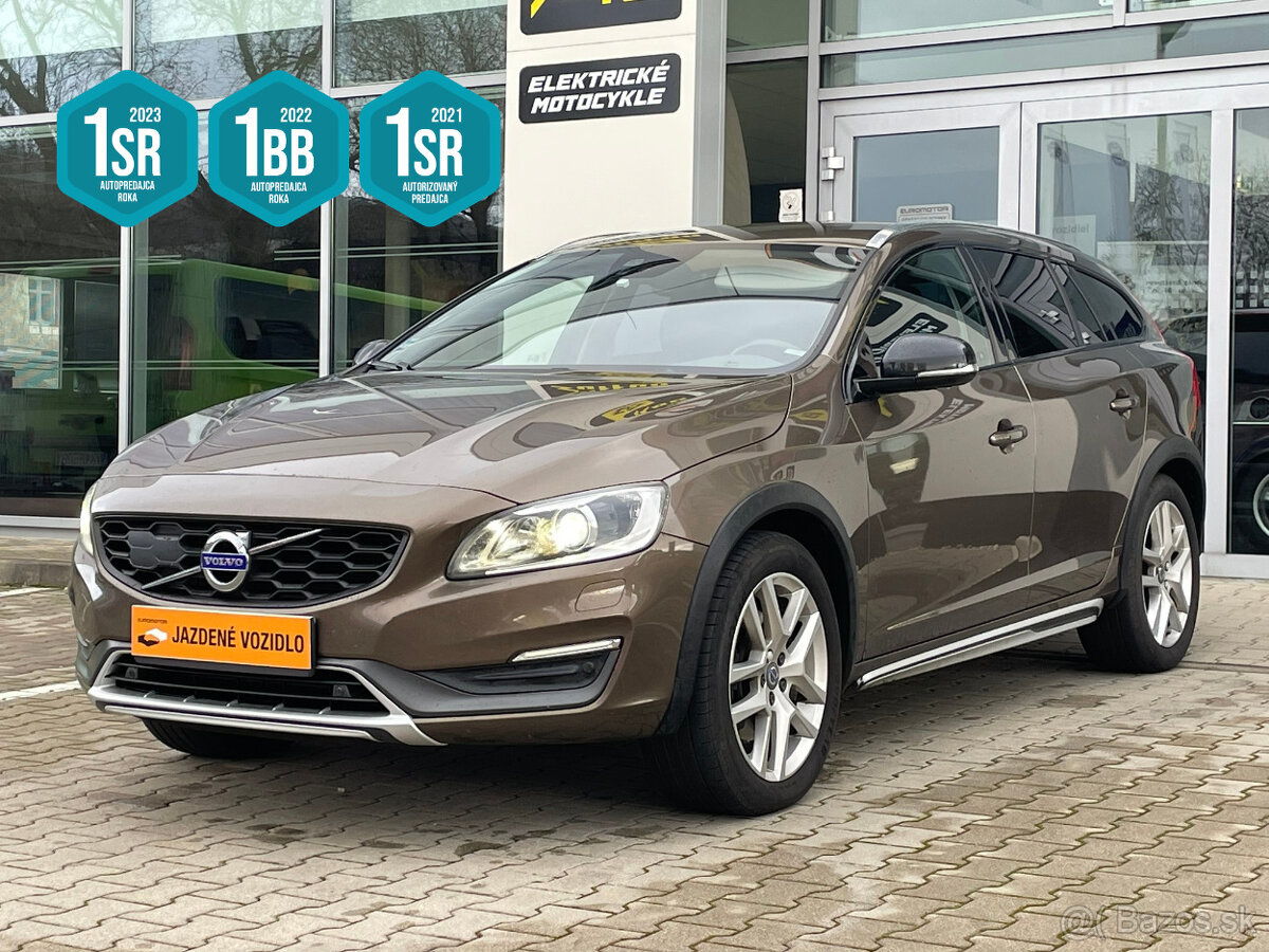 Volvo V60 Cross Country D4 4x4,  REZERVOVANE