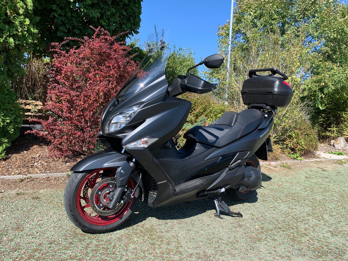 Predám Suzuki Burgman AN 400 r.v. 26.7.2019