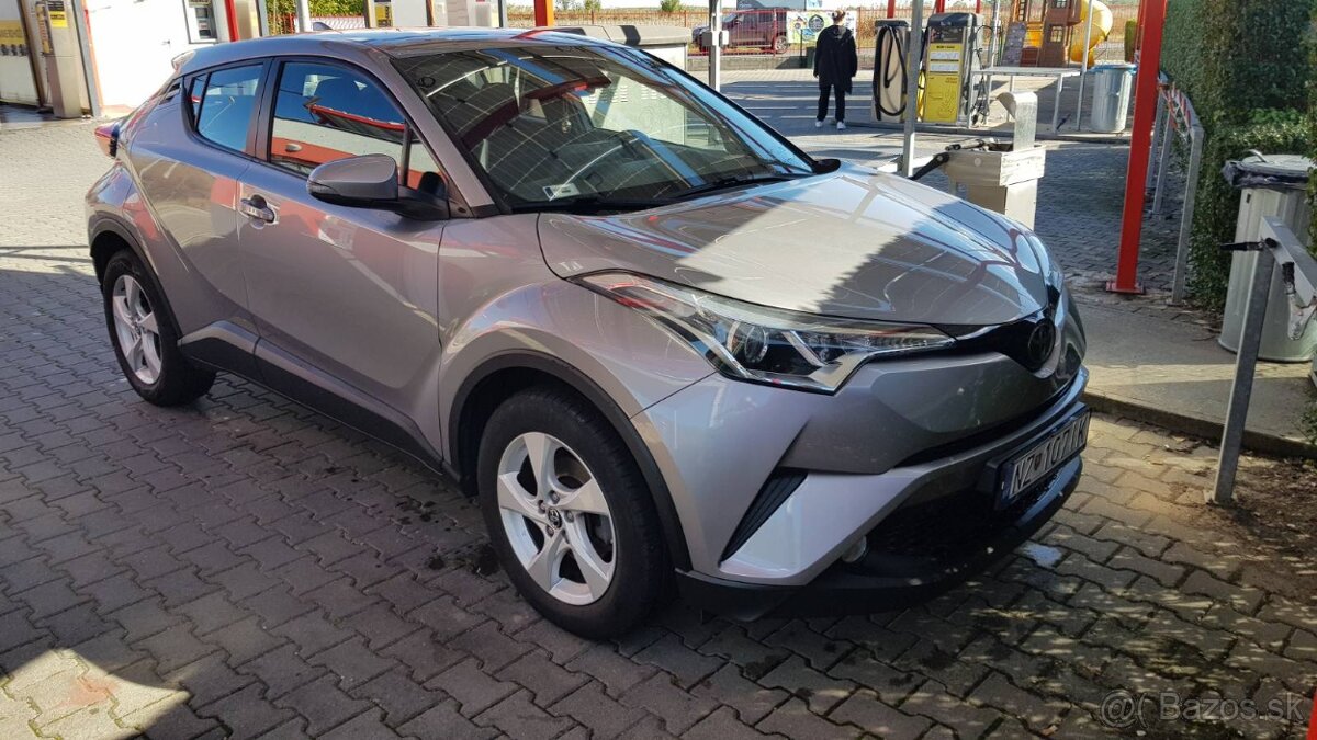 Toyota C-hr 1.2 benzín 85 kw