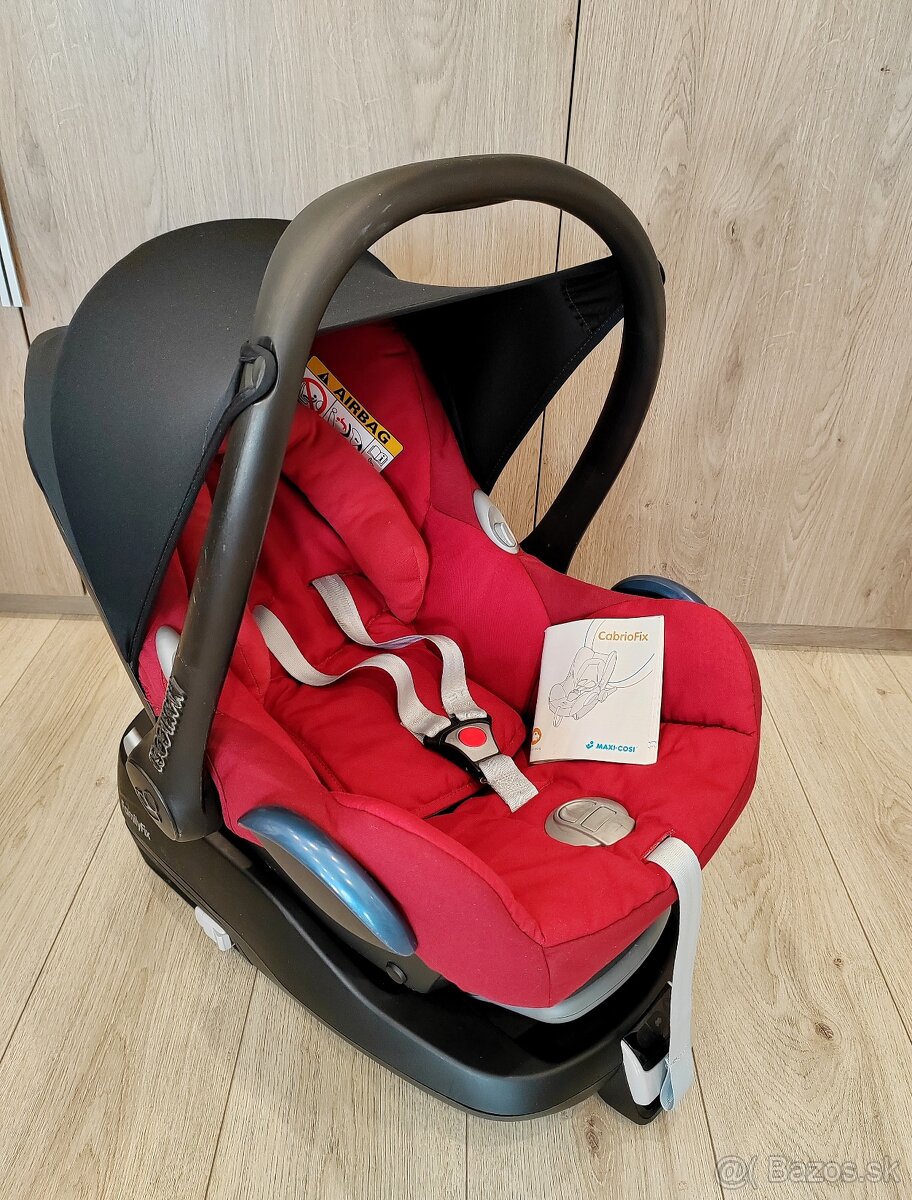 Vajíčko Maxi Cosi CabrioFix + Isofix base iSize