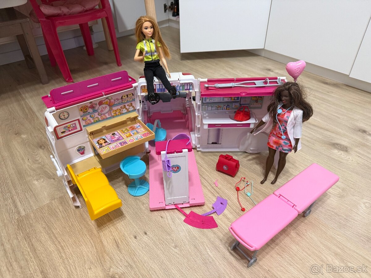 Barbie sanitka + dve originál Barbie - znížená cena