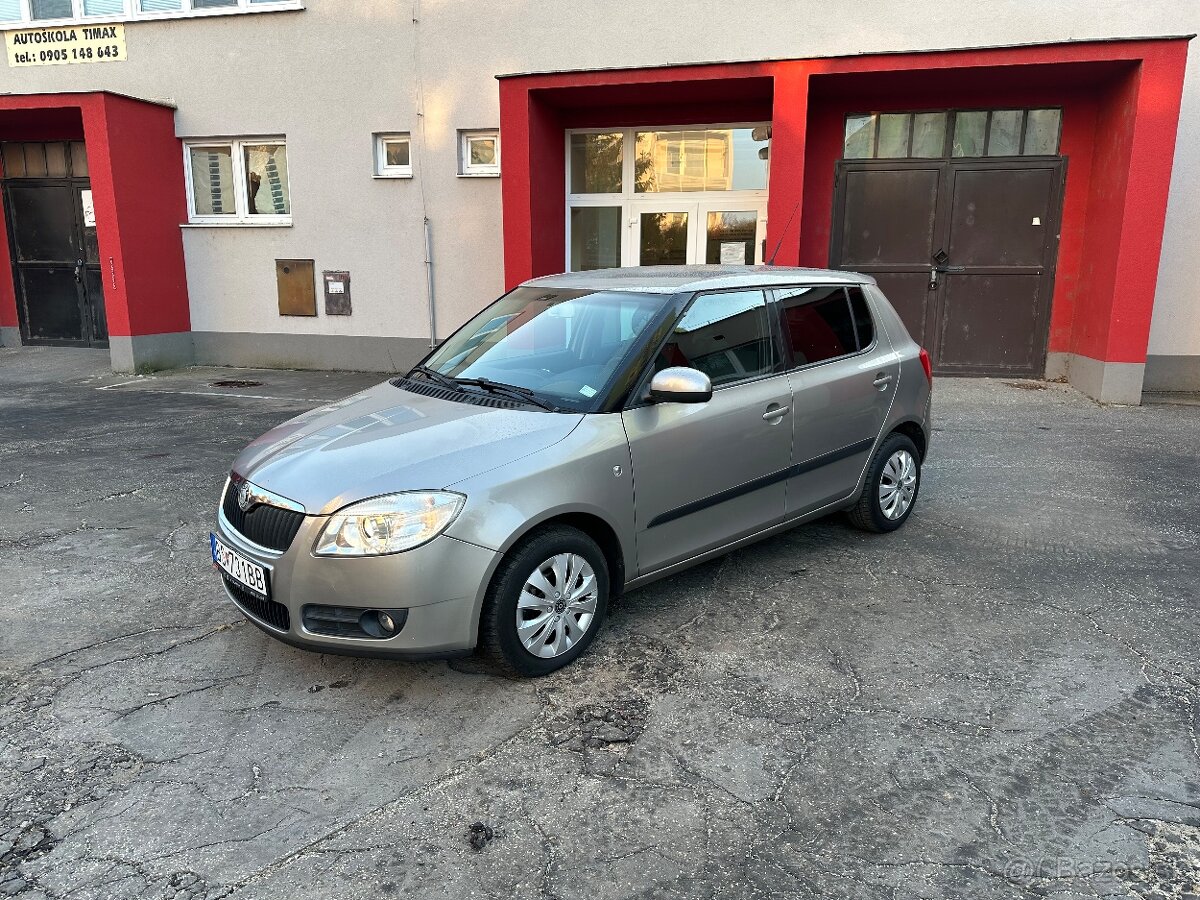 Škoda Fabia 2 1.2 HTP 51kw Sport line Top stav