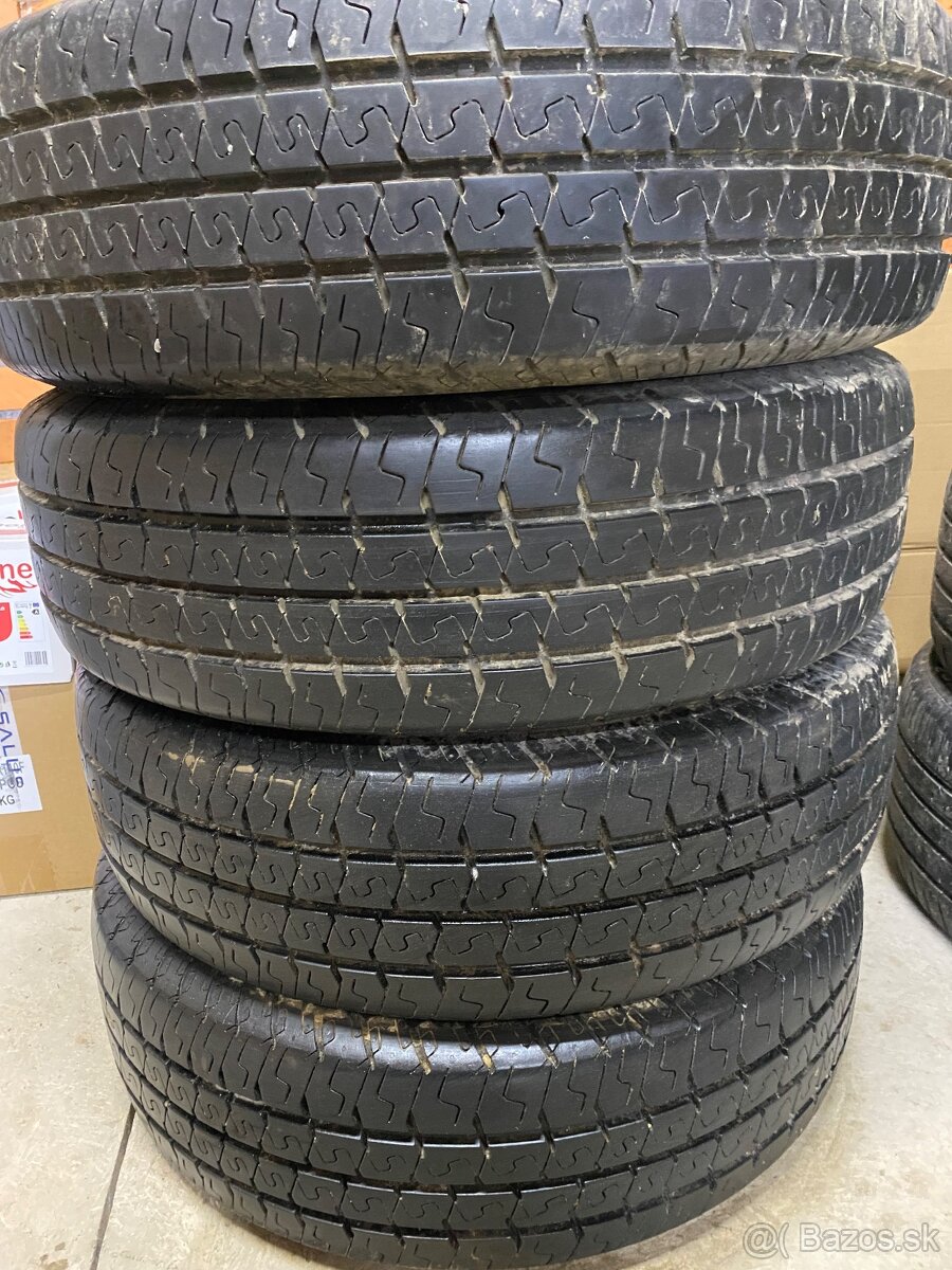 Predám pneu Matador MAXILLA 205/75 r16C