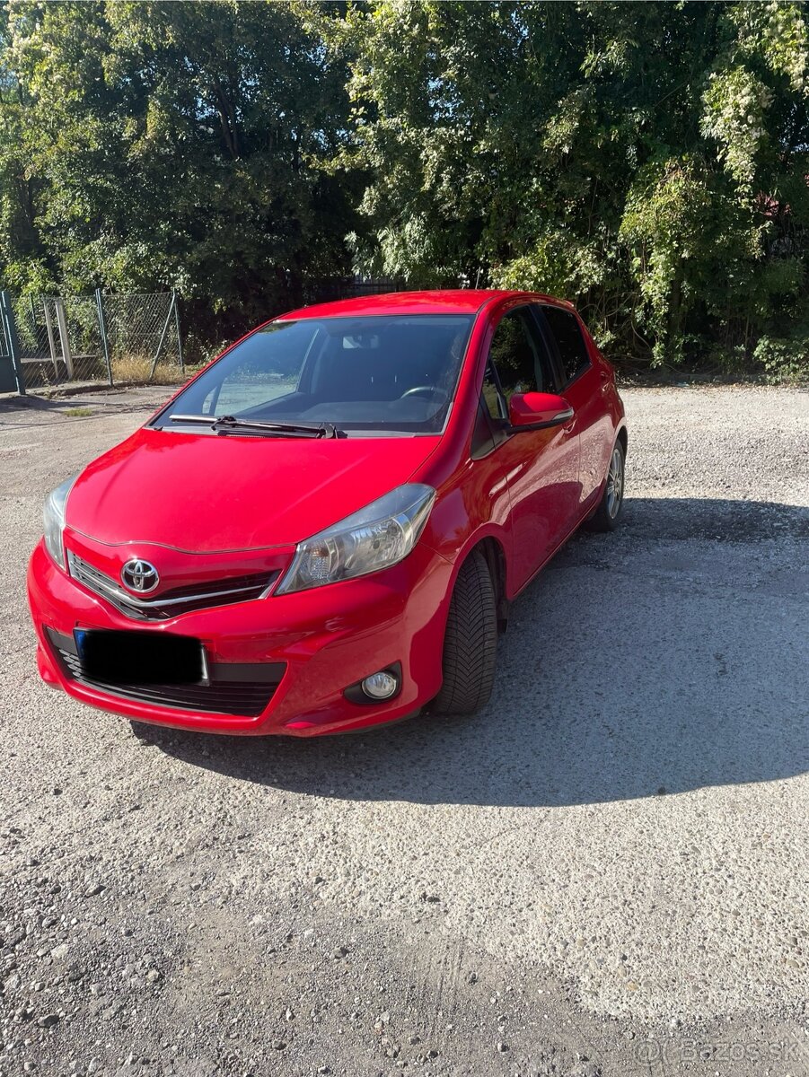 Toyota Yaris 1.33 r. 2012