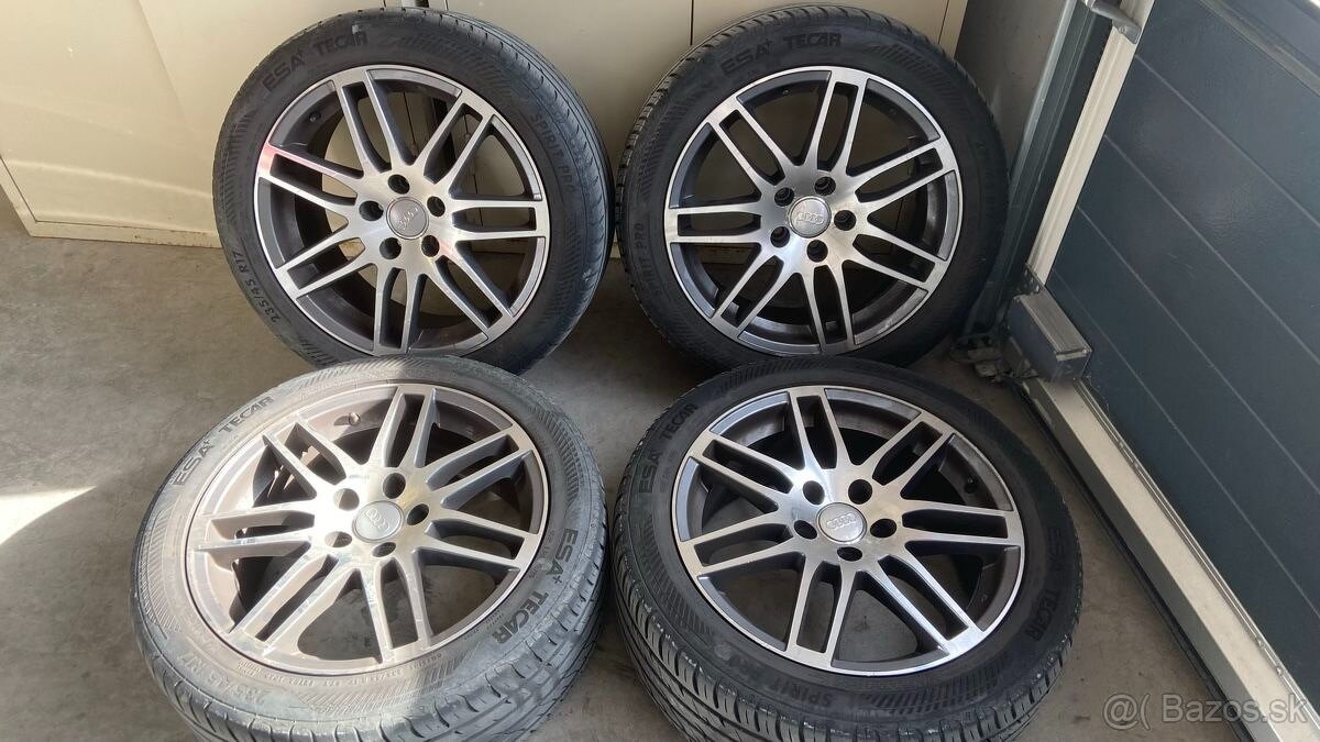 Letna sada Audi 5x112 235/45 R17