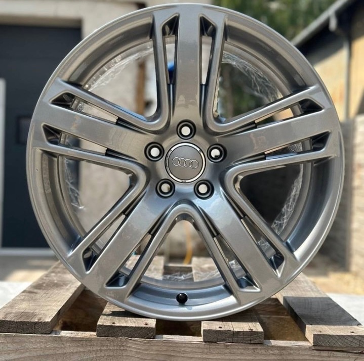 ✅ 5x112 r19 Audi original. Top stav