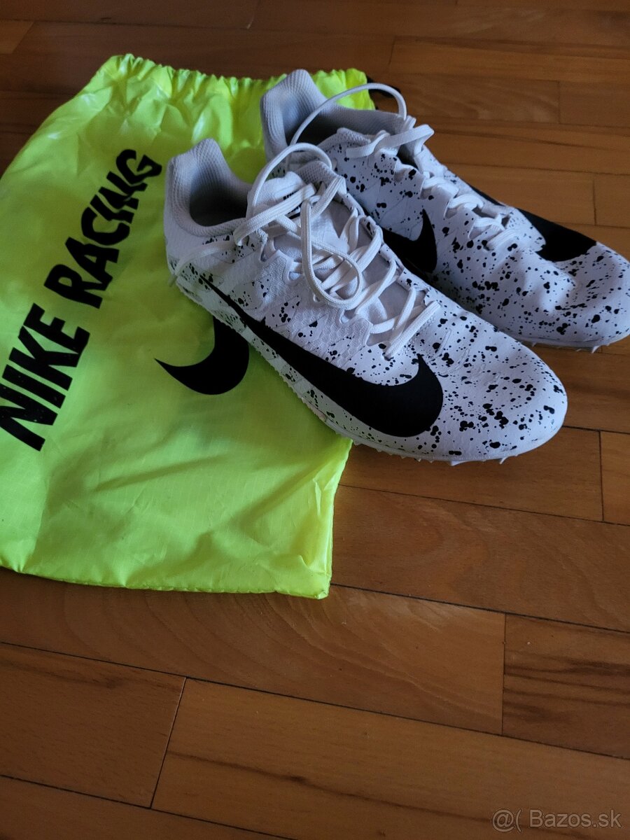 Bežecké tretry zn. NIKE veľkosť 43 / 27,5