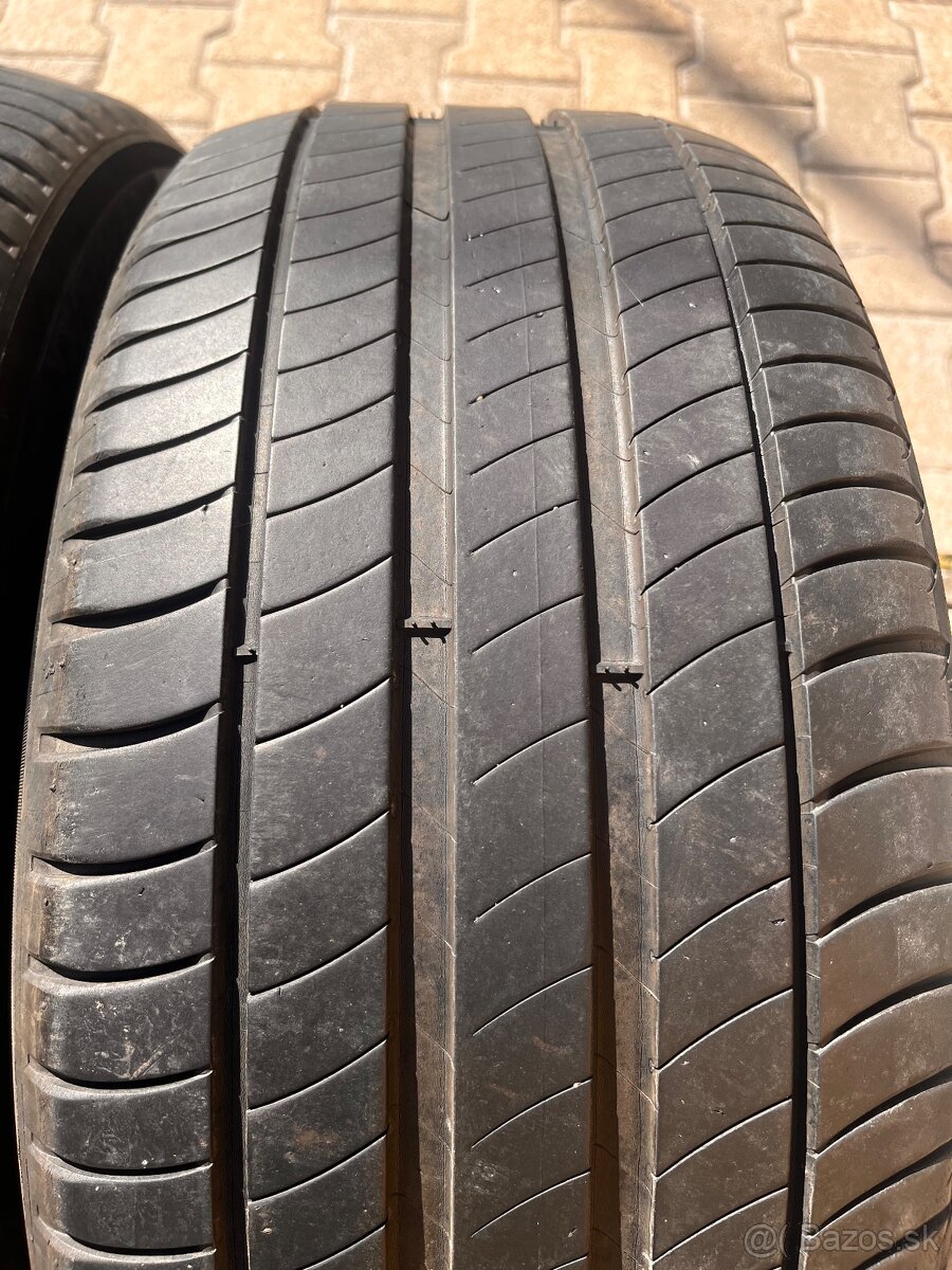 235/45R17 Michelin letné