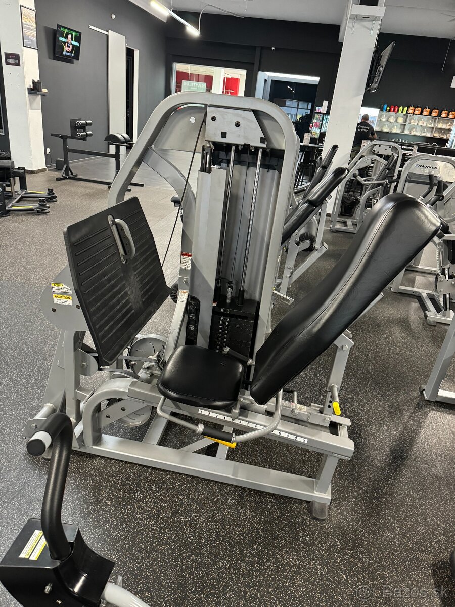 NAUTILUS LEG PRESS, dobry stav