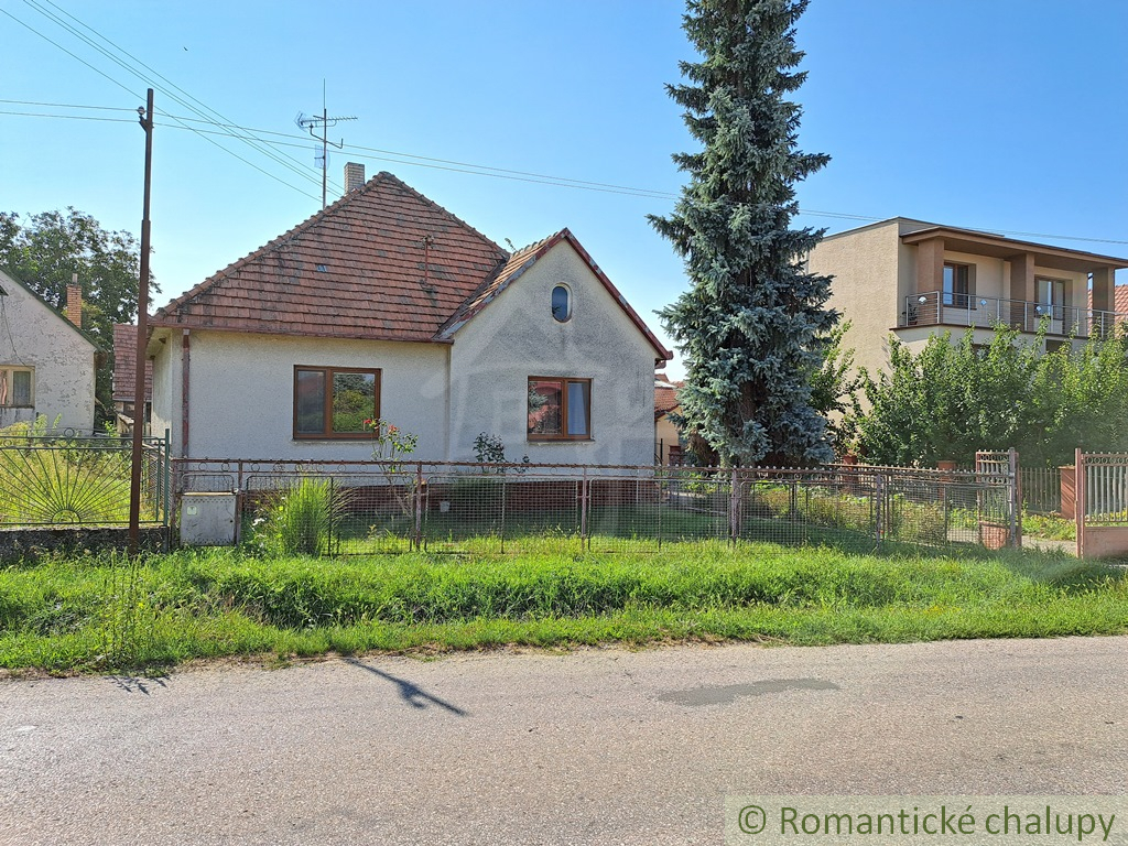 3-izbový rodinný dom s rovinatým pozemkom s rozlohou 1400m