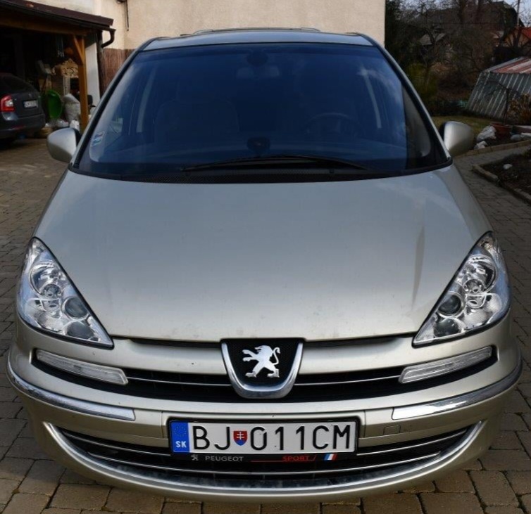 Peugeot 807