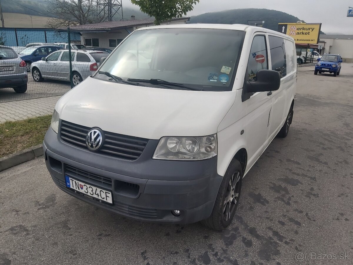 Wolkswagen Transporter 2.5 TDI KR NS