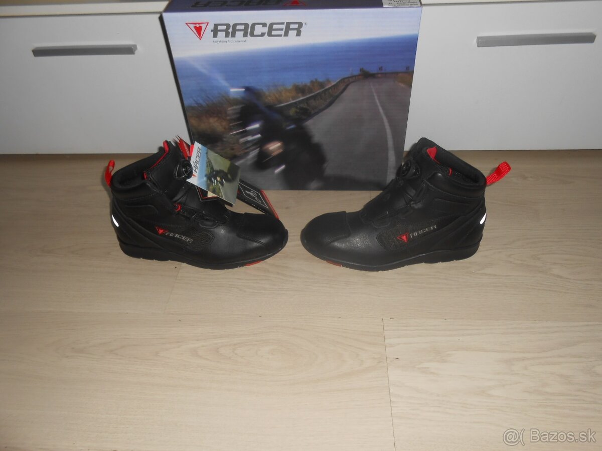 Predam nove kvalitne moto topanky znacky RACER ROAD RUNNER