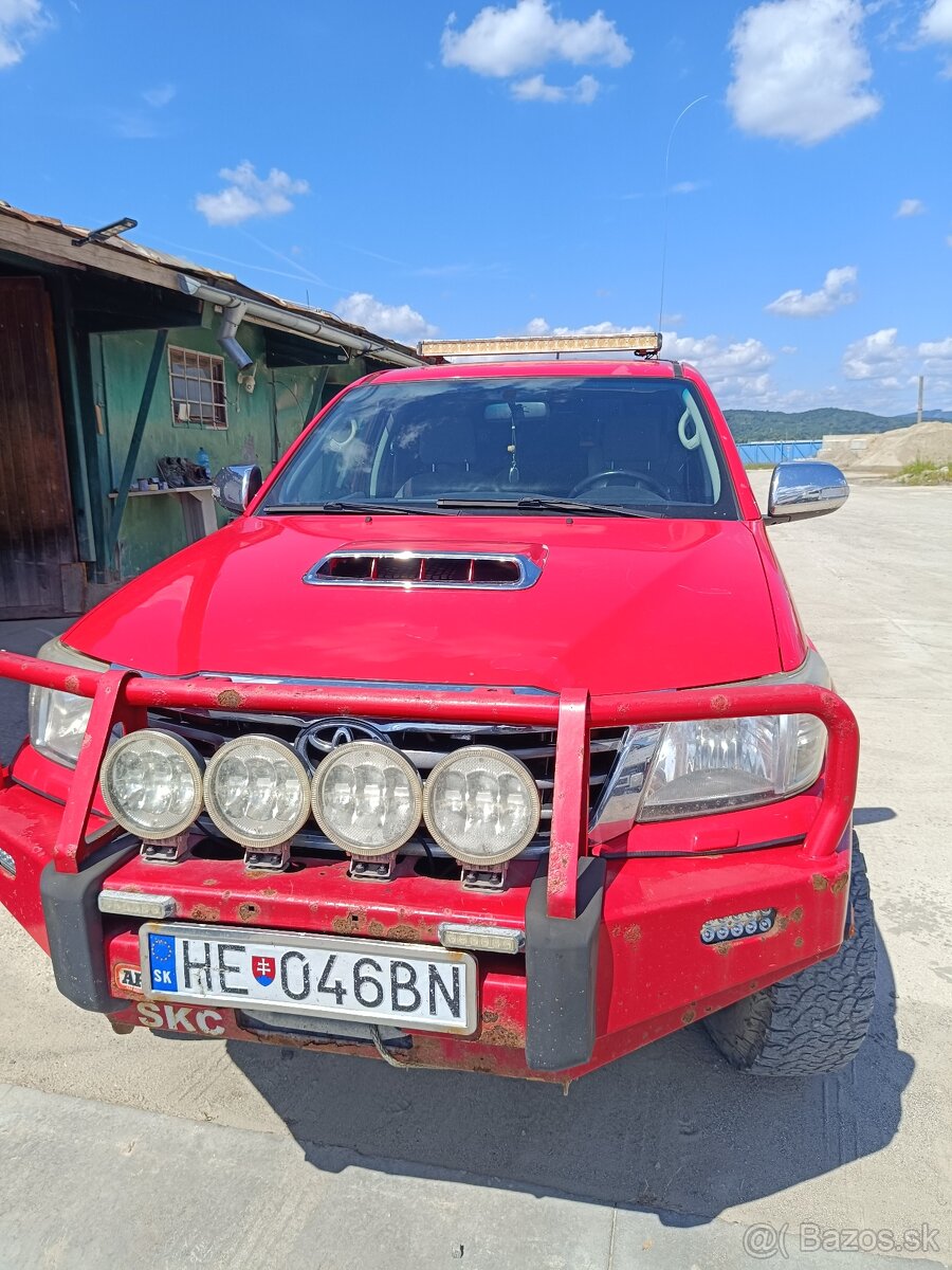 Hilux rok 2012