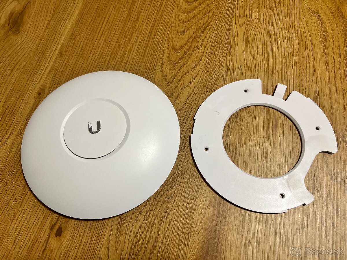 Ubiquiti UniFi UAP-AC-PRO