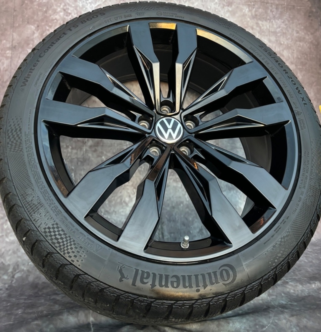 Zimní sada alu kol VW Tiguan Suzuka 255/40R20