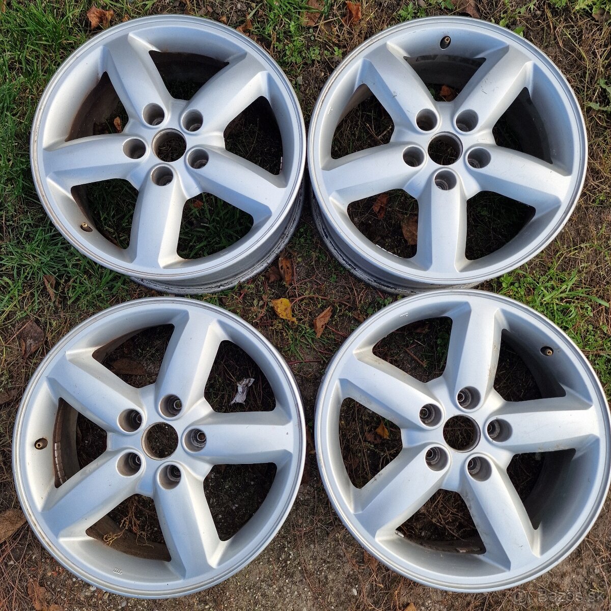 ORIGINALNE HYUNDAI SANTA FE Alu Sada - 5x114,3 - R17