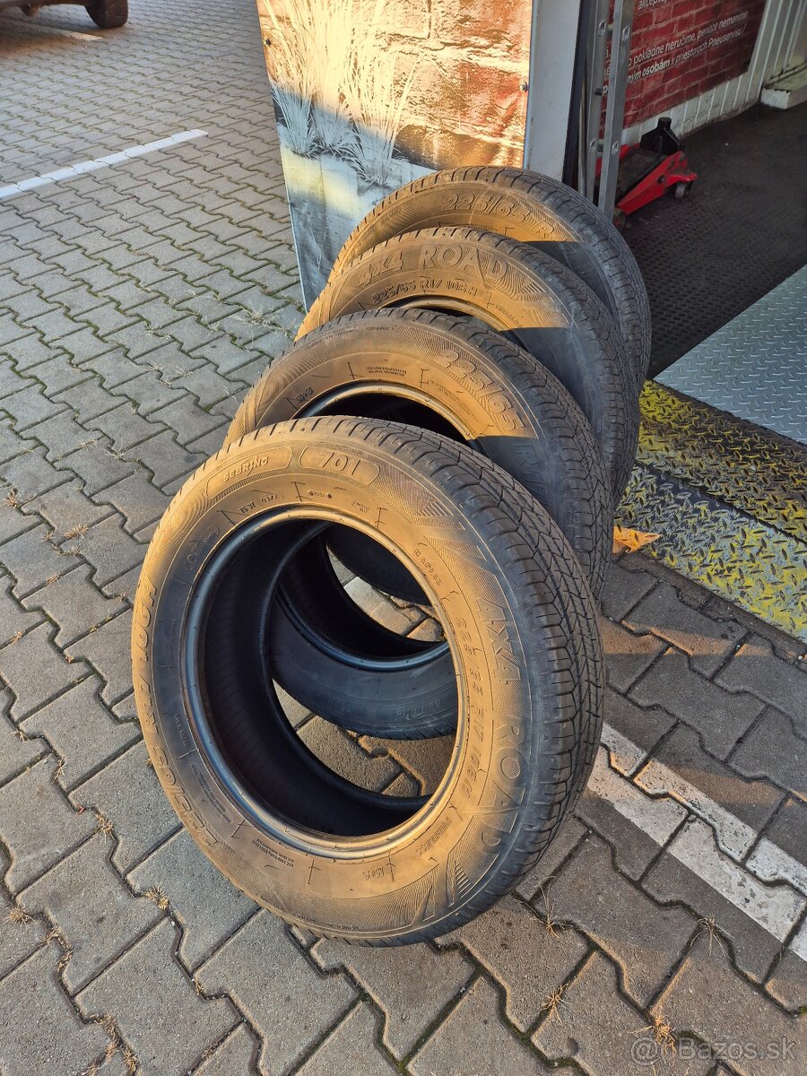 4 ks pneu SEBRING celoročné 225/65 R17