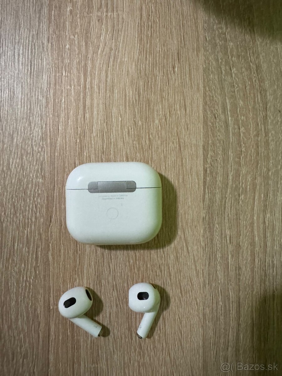 Apple AirPods 3 2021