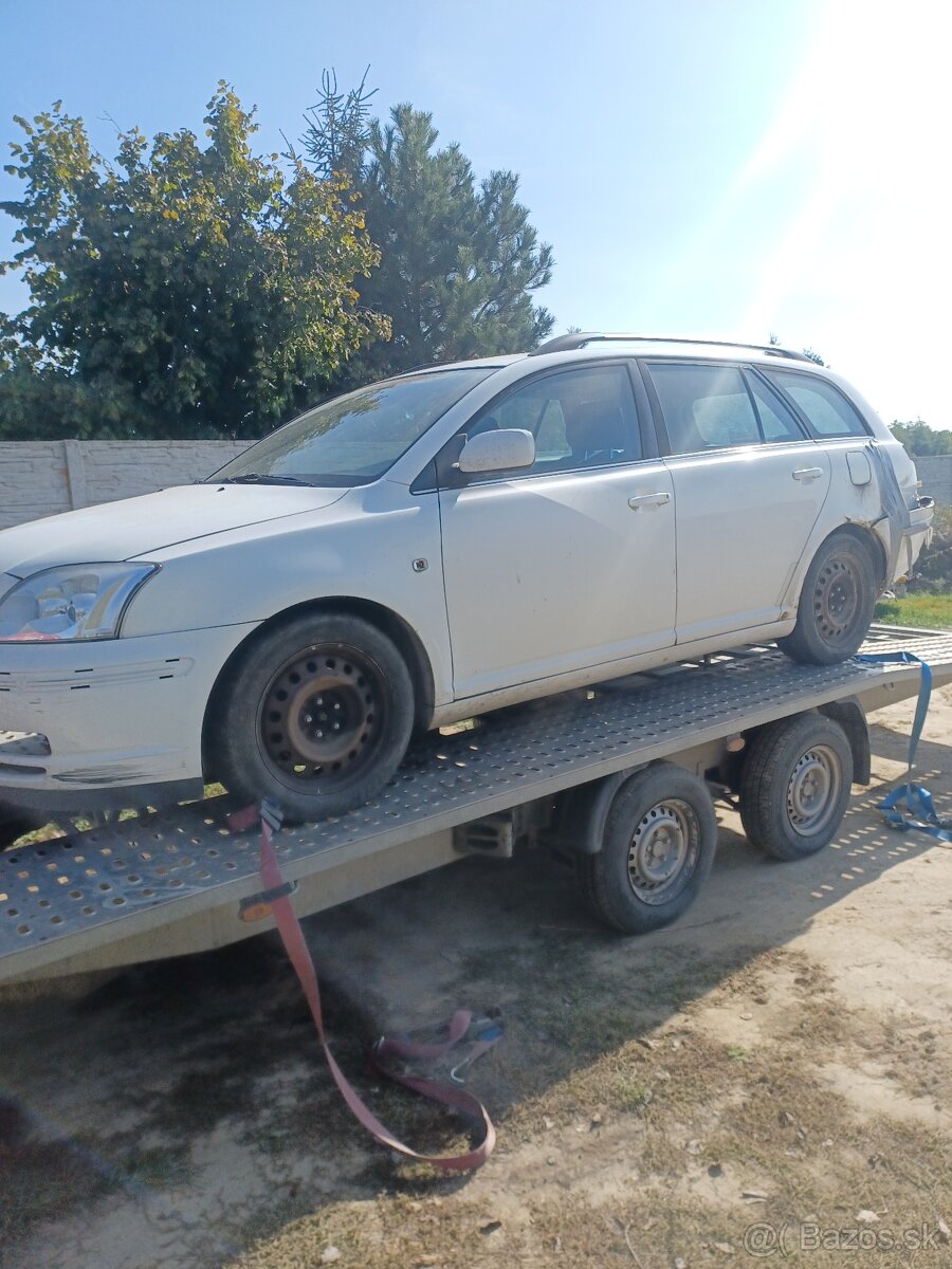 Rozpredám Toyota Avensis Combi 2.0 D-4D 85kw 1CD