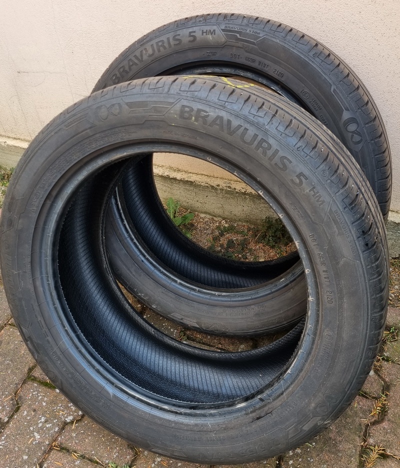 Barum Bravuris 5 215/55 R17 V letné