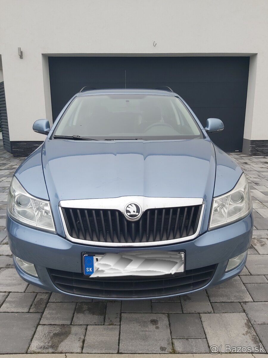 Predám komplet predné svetlá na Škoda Octavia II Facelift