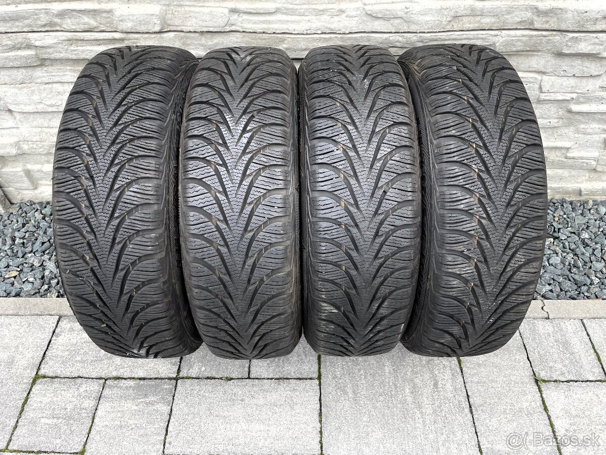 175/60 R15 Goodyear zimne