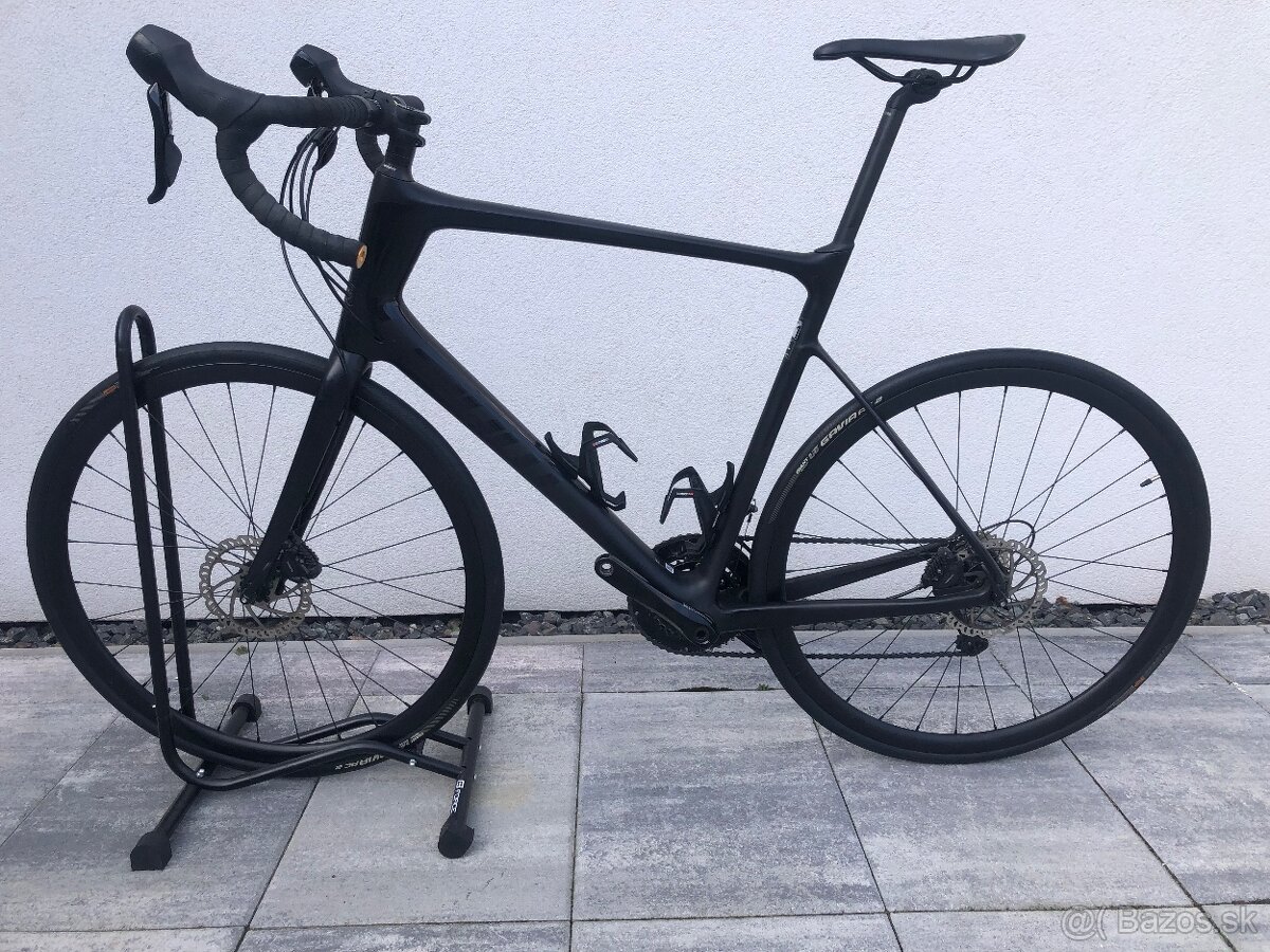 Giant Defy Advanced 1 Carbon Disc XL