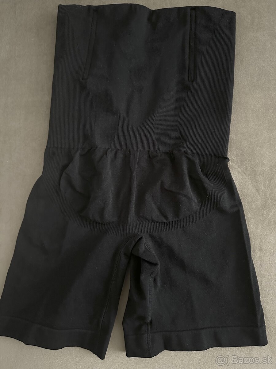 Sťahovacie prádlo M - čierne