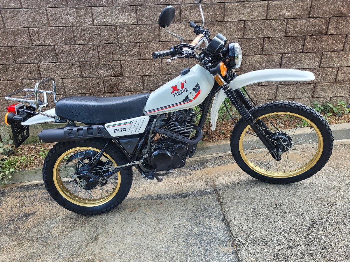 Yamaha XT 250 "Rambovka"