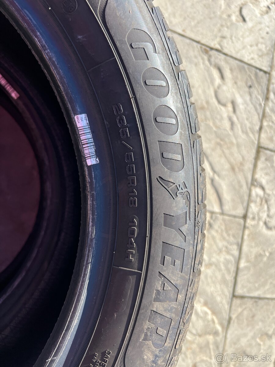 235/55 R18 zimné 2ks